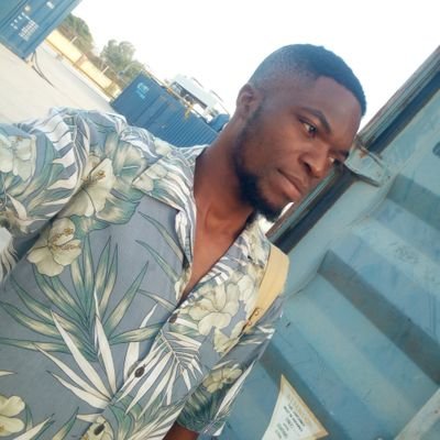 AkoweNelson's profile picture. Am very simple to understand