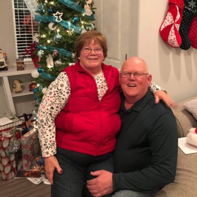 Lynnett25050415's profile picture. 