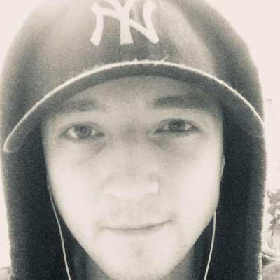 Gaming and news. AI + seeds. - Crypto. Feet on the ground, head in the cloud. Music is my soul. Skellefteå AIK in my heart.