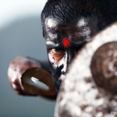 அட! போகும் இடம் ஒன்னு தான் இருங்கடா சும்மா...!
My companions Arr and Santhosh Narayanan