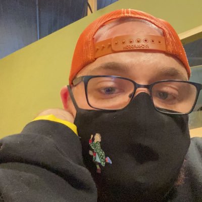 🎭 BFA RSP ‘21 ✏️ Stage Manager 🇨🇦 Newfoundland 🏳️🌈 he/him