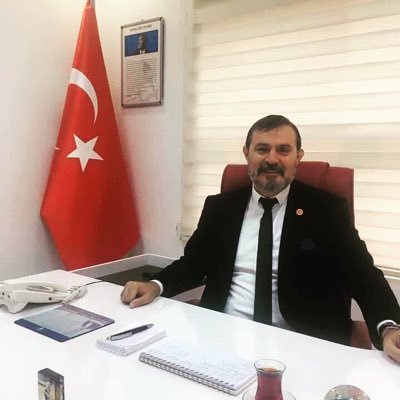 CHP Muratpaşa Belediye Meclis Üyesi Atatürk ve Cumhuriyet sevdalısı,Fanatik Fenerbahçeli.