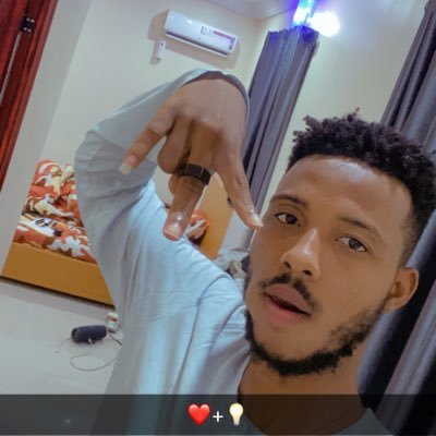 OtunAbiola's profile picture. 