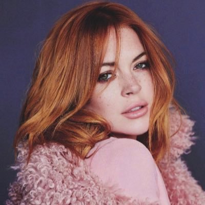 Update Account on Pop Culture Icon and Queen, Lindsay Lohan.                                         🎤💗🎬