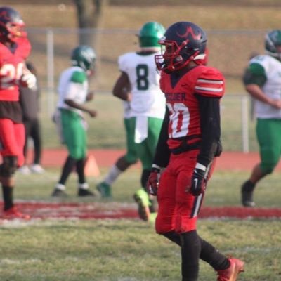 STEPHEN HORNBUCKLE JR. Class Of 21, Defensive Back 💪🏽 152lbs 5’8 @stephen.hornbuckle17@gmail.com .