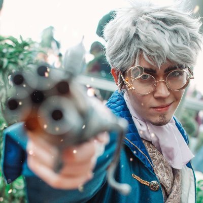 they/them trans queer as hell manic pixie dream gunslinger. Profile photo by Amanda Swanson Photography, FFXIV alt: @GaleWhaleshark