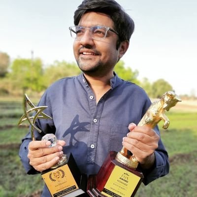 Indian poet writing in Gujarati | 
Award-winning Filmmaker | 
Advisor Gujarat Literature Festival
Golden fox award nominee 2020 |
Words in @ttindia @thewire_in