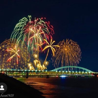 創業1907年。せとうち広島。工場は熊野筆の産地、安芸郡熊野町にあります。各種花火大会用打揚げ花火や仕掛け花火の製造から打ち揚げまで一貫してプロデュースする広島県下唯一の花火のトータルソリューショナーです。お問い合わせはTwitterのDM・Instagram・ホームページなどからお待ちしております📩