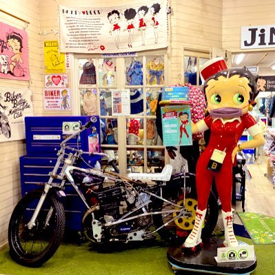 練馬区上石神井で50年以上続くジーンズ屋さん👖衣類販売,入園グッズ製作,めだか販売,ペット服飾雑貨販売,刺繍入れ等、様々な裁縫作業承り中。オートレース備品ハンドメイドもやっています。代表:関 仁孝🏍 元19期オートレーサー