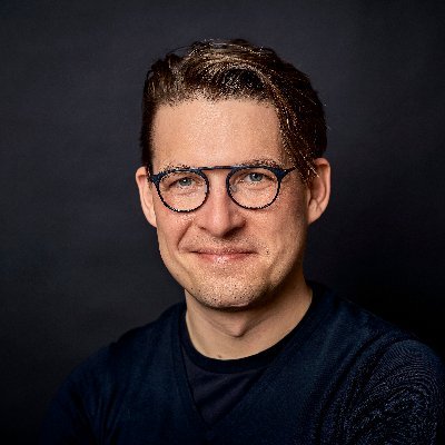 dejoos's profile picture. Innovation enthusiast - TMT lawyer - tech aficionado - part-time geek