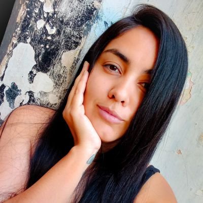 Nacer, despertar, imaginar, sentir, escuchar, dibujar, conocer, Ser, soñar, amar, odiar, Desaparecer, besar, disfrutar, leer, Existir, pintar, olvidar, viajar,