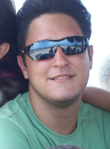 Eu não sei na verdade quem eu sou, mas não se iluda, não sou nada interessante....