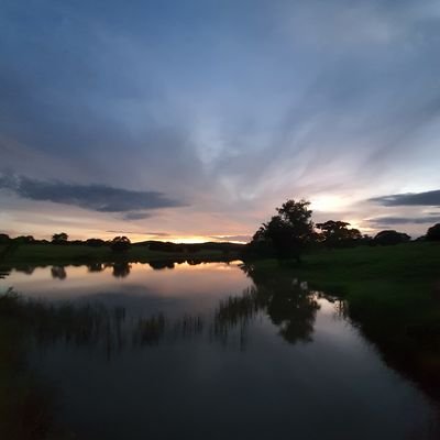 Goiânia - Goiás - Brasil, Esmeraldino, Rock 'n' Roll, tecnologia, pesca​, cerveja e churrasco.