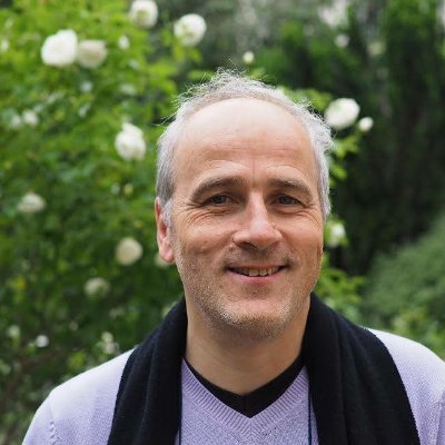 jhannotm's profile picture. LORSQUE LA CHENILLE PENSAIT QU’ELLE ÉTAIT ENTRAIN DE MOURIR, ELLE COMMENÇA À VOLER 🦋