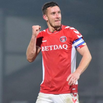 Sir_LeeBowyer's profile picture. Chalrton/Arsenal🔴CAFC North stand season ticket holder. Support the team not the regime. Bowyer/Pearce super fan.