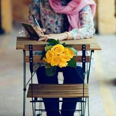 posting ethical, positive, engaging, relevant and thought-provoking Islamic content.