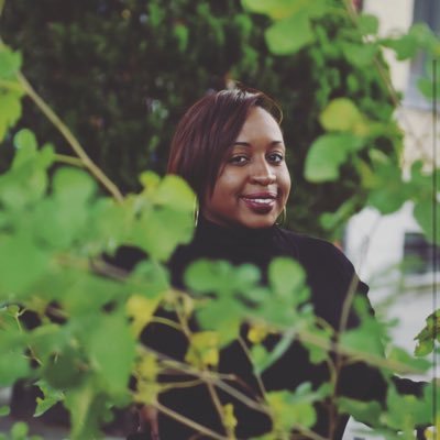 Educator|Lover|HerCollectivelyFounder: Follow My IG Account: @hercollectively for all things community, sisterhood and most importantly, L🧡VE.