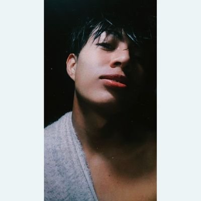 ߷𝙽𝚘 𝚟𝚊𝚕𝚎 𝚕𝚊 𝚙𝚎𝚗𝚊 𝚊𝚏𝚎𝚛𝚛𝚊𝚛𝚜𝚎 𝚊 𝚊𝚕𝚐𝚘 𝚚𝚞𝚎 𝚝𝚎 𝚑𝚊𝚌𝚎 𝚍𝚊ñ𝚘🖤
𝚂𝚘𝚕𝚘 𝚙𝚘𝚛𝚚𝚞𝚎 𝚝𝚎 𝚑𝚊𝚌𝚎 𝚜𝚘𝚗𝚛𝚎𝚒𝚛 𝚊 𝚟𝚎𝚌𝚎𝚜.....