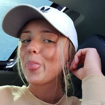 Bethany24503635's profile picture. 