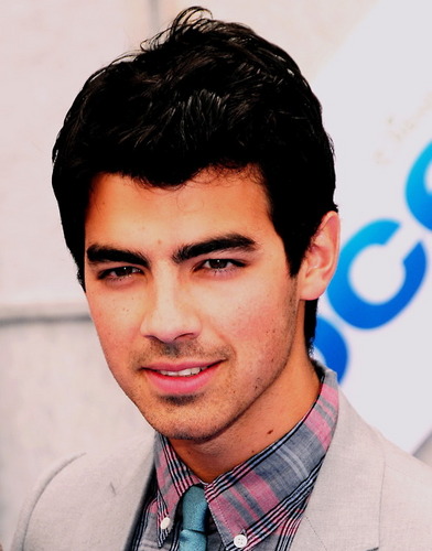 fakebadaboom's profile picture. My names Matthew. Single.