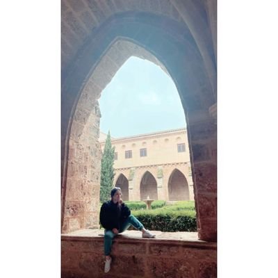 I consider myself an eternal apprentice to life. I like the simple people the good company.
University in legal sciences
Instagram📸: @fleitasu_ 🇵🇾 - 🇪🇸