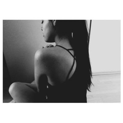 caleid0scopio's profile picture. This world is cruel but I still love you.