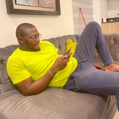 Oshie_waie's profile picture. walk with your thoughts in line... life is all about making it work!!!