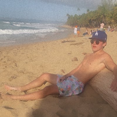 Juanki_1123's profile picture. 💸 pucpr    ig: juanpadillapr_