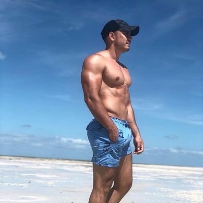 JordyAlvarezB's profile picture. I Love My Life
 #PeopleLikeUs #BigDick