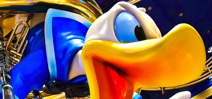 http://t.co/DqbCVKLSOl 
Blog for all things Disney and more, We Deliver Disney To your doorsteps