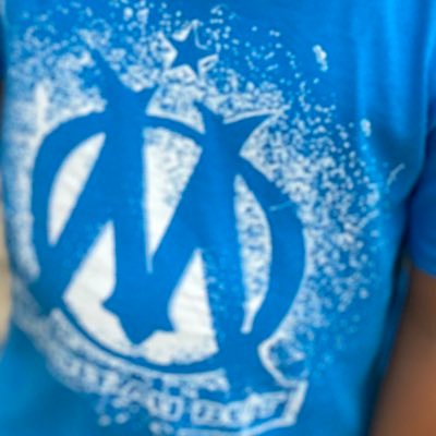 Fan de l’OM et… de l’OM et encore plus de l’OM. le sang blanc et bleu. Marseillais a vie. ⚪️Ⓜ️🤩 ⭐️