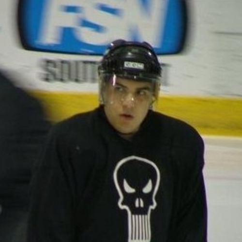 richnava95's profile picture. Over 10,900 Tweets to all 100 of you!!!