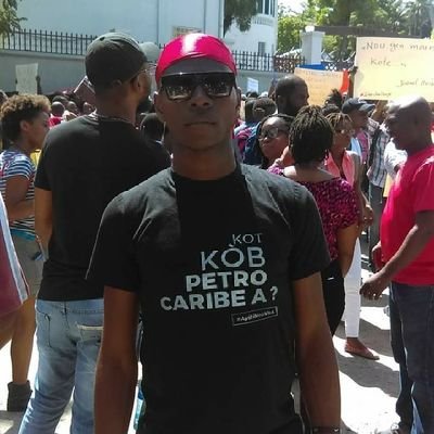 OgouSalva's profile picture. politik vodou