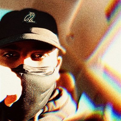 zariushajiani's profile picture. 