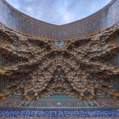 وقُم فلسوف تُطيلُ المنام