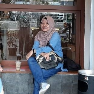 part time timeline traveller; fulltime learner; retweeter