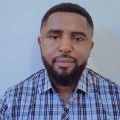 Software engineer with passion for object oriented programming.