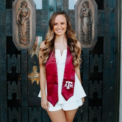 Taylornoelle28's profile picture. 