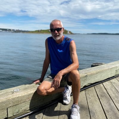 Love to golf, kayak, Pickleball going for walks with my wife
