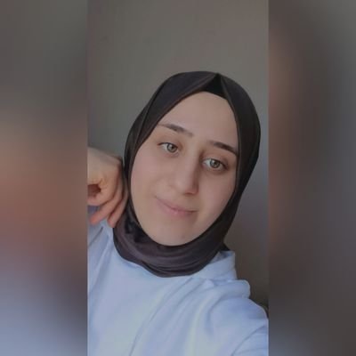 MelikeMrcn's profile picture. 💚