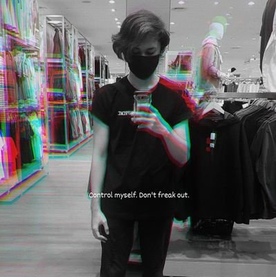 riefzilla's profile picture. 嬉しい悲しいどっち？
正しい間違いどっち？