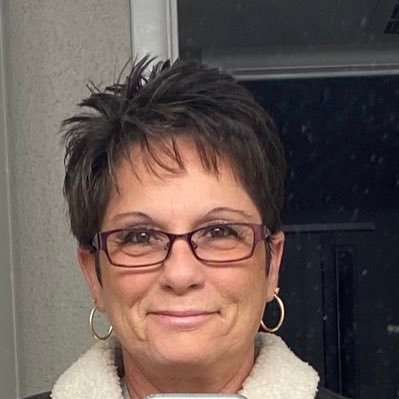 toi_toebug55's profile picture. I believe love is love is love!!