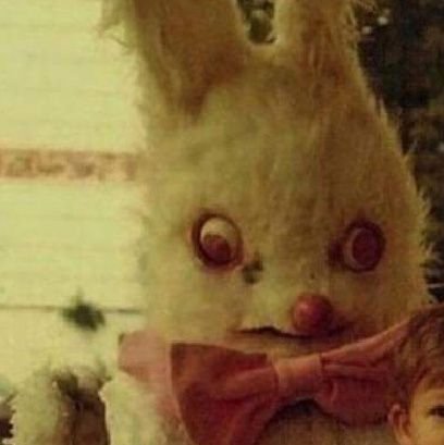 dripflowradio's profile picture. Spotlighting unique music