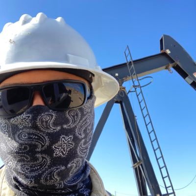 LunaTic_17's profile picture. Product of the Late 80's