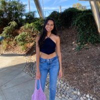 Selene (@whnnoonesaround) 's Twitter Profile