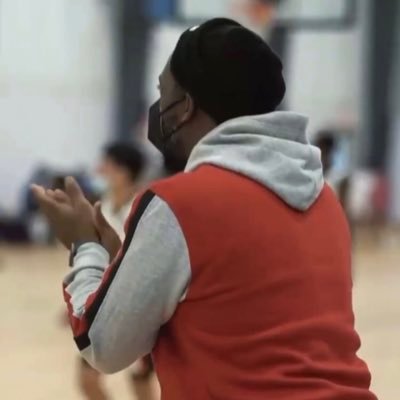 DMV HoopStarz 6x Championship Coach .. 13u .. Laurel Md .. #aau #dmv #icb #dmvhoopstarz .. middle school level day trader 📈🤑