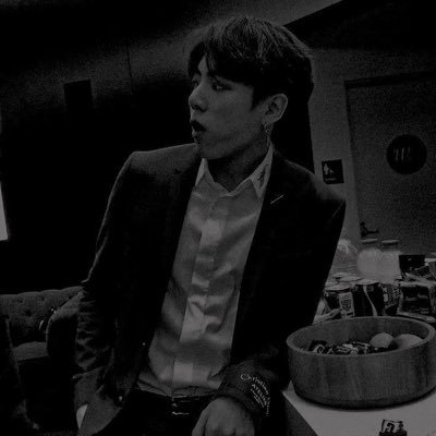 8ctZZCpOcdeFMds's profile picture. 