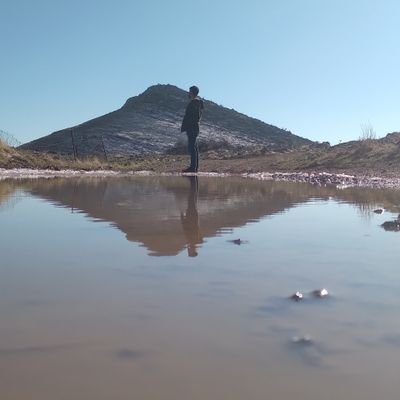 mirza_1978's profile picture. Xwendekarê Beşa Ziman û Edebiyata Kurdî

Û tehma devê min dişibe hilmek cixareya xwirîniyê parijî