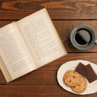 ちいさな読書会@梅田 (@tiisanadoku) Twitter profile photo