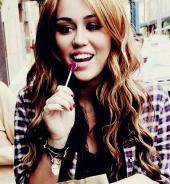 ValeryloveJB's profile picture. I